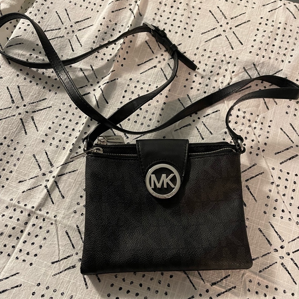 Micheal Kors Crossbody
